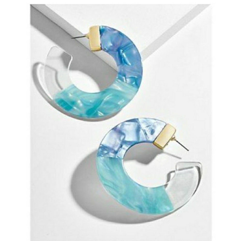 BOGO FREE!💥 Boho Tortoise Shell & Acrylic Hoops - Picture 2 of 5